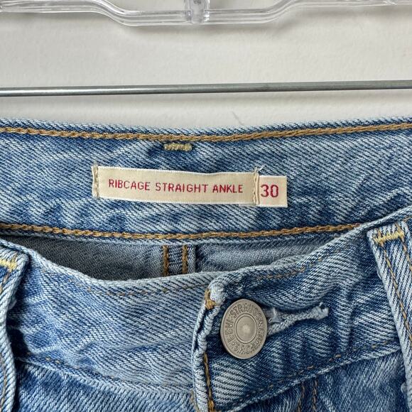 Levi's Ribcage Ankle Straight Premium Distressed Light Wash Jeans Size 30 - Picture 3 of 13